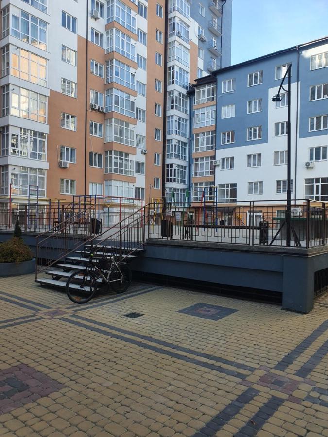 True In The City Center Ивано-Франковск Экстерьер фото